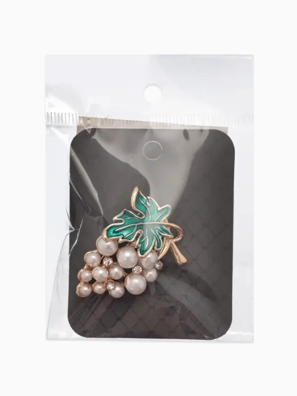 Брошь &laquo;Виноградная веточка&raquo;, бело-зелёная в золоте