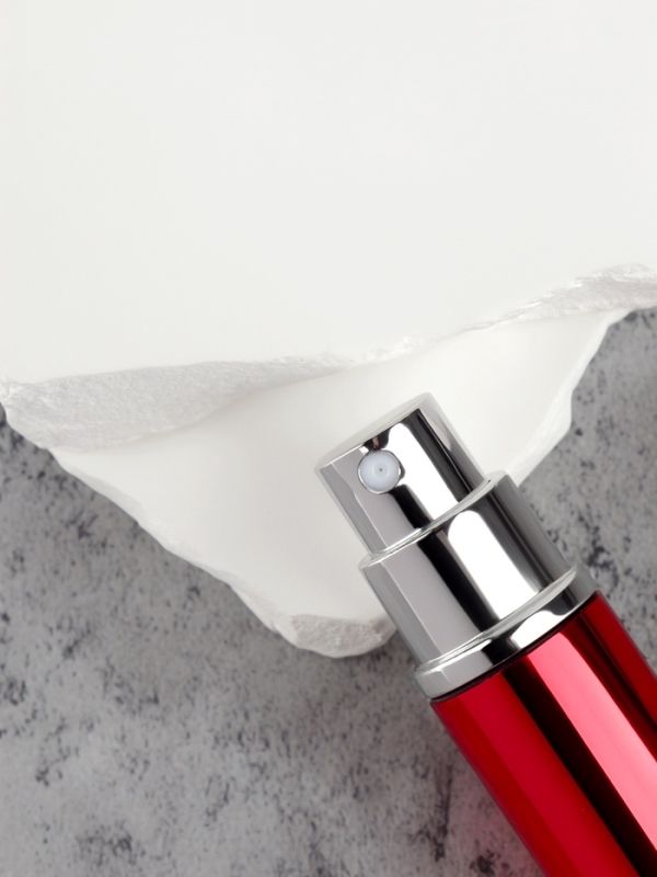 Флакон для парфюма «Пуля», с распылителем, 3 мл, цвет красный Флакон для парфюма «Пуля», с распылителем, 3 мл, цвет красный