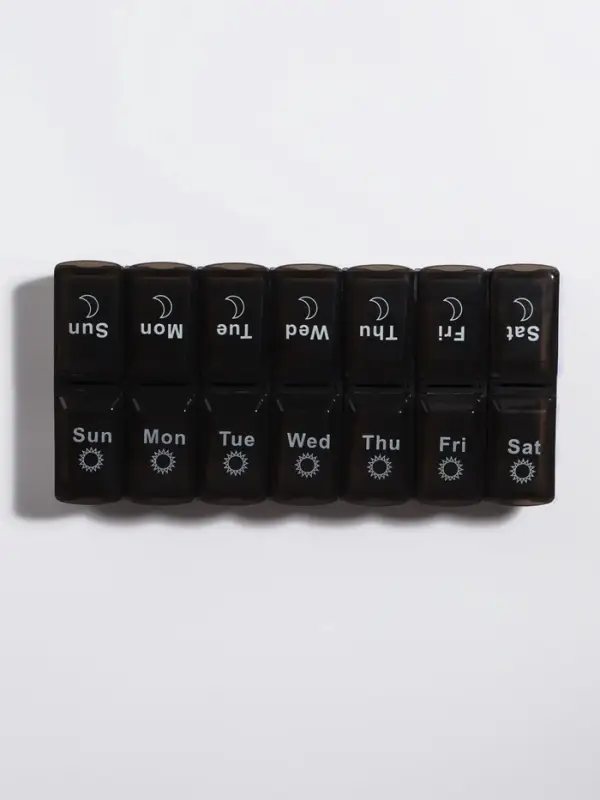 Таблетница - органайзер &laquo;Неделька&raquo;, со съёмными ячейками, английские буквы, утро/вечер, 7 контейнеров по 2 ячейки, чёрная