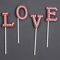 Топпер для торта LOVE, красный
