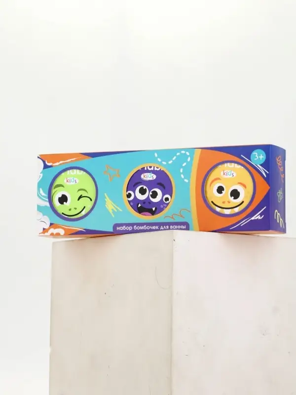 Набор бомбочек для ванны  Набор бомбочек для ванны "Монстрики", 3x100 г