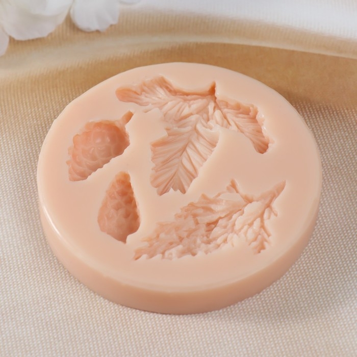 Новогодний молд силикон Новогодний молд силикон "Хвойные ветки" 3х1,5х0,7 4,5х5х0,7 5,2х2,5х0,7 см