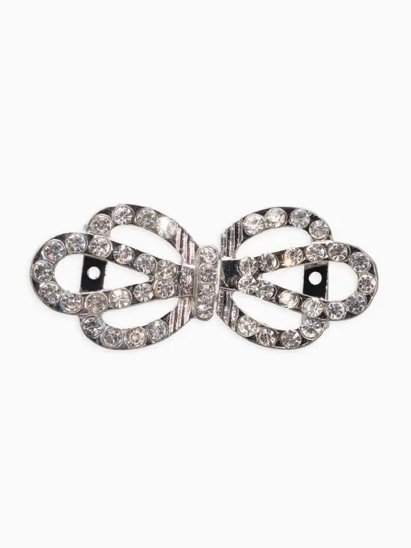 Зажим для кардигана Зажим для кардигана "Ажур", корона, цвет белый в серебре