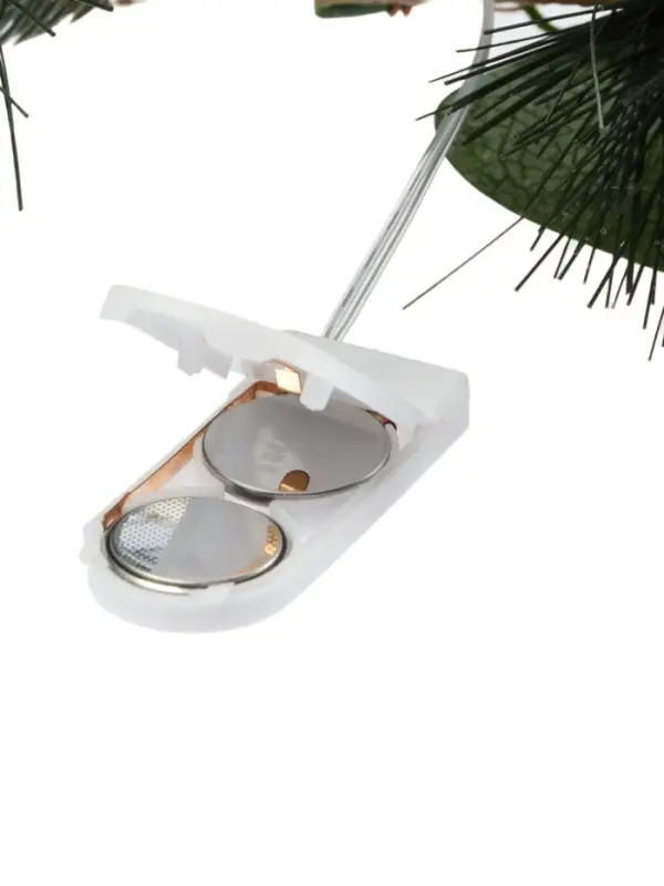 Декор настенный «Снежноягодник», 72×20 см, 18 LED, от батареек CR2032×2, свечение тёплое белое Декор настенный «Снежноягодник», 72×20 см, 18 LED, от батареек CR2032×2, свечение тёплое белое