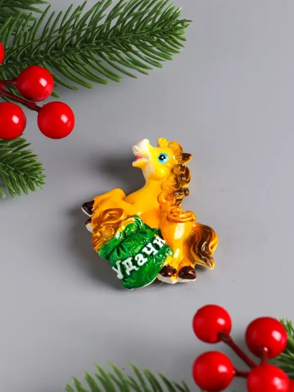 Магнит полистоун   Магнит полистоун  "Лошадка с мешком золотых монет" МИКС 5,7х6,5 см