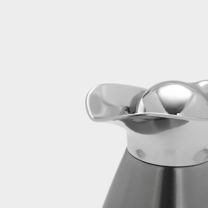 Кофейник из нержавеющей стали «Шеф», 1,5 л, цвет хромированный Кофейник из нержавеющей стали «Шеф», 1,5 л, цвет хромированный