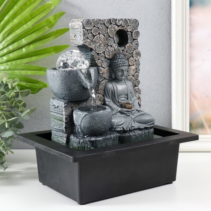 Фонтан настольный от сети, подсветка "Будда у стены из брусьев" 26х17,5х23 см