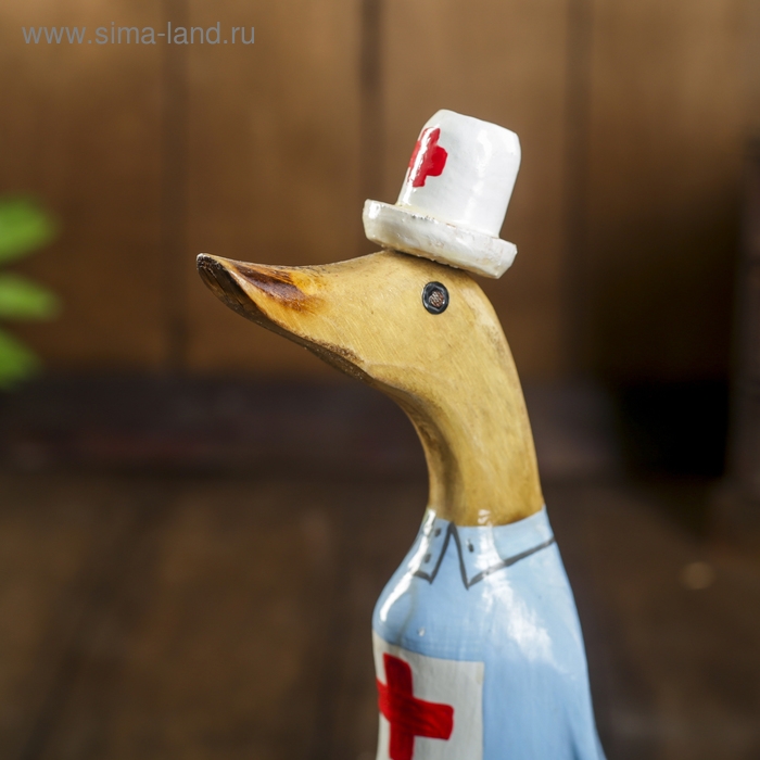 Сувенир Сувенир "Утка Медсестра" дерево 13х9х27 см