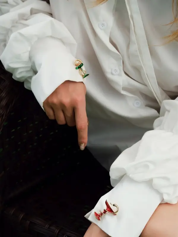 Брошь &laquo;Змея в геральдике&raquo;, извивающаяся, зелёная в золоте