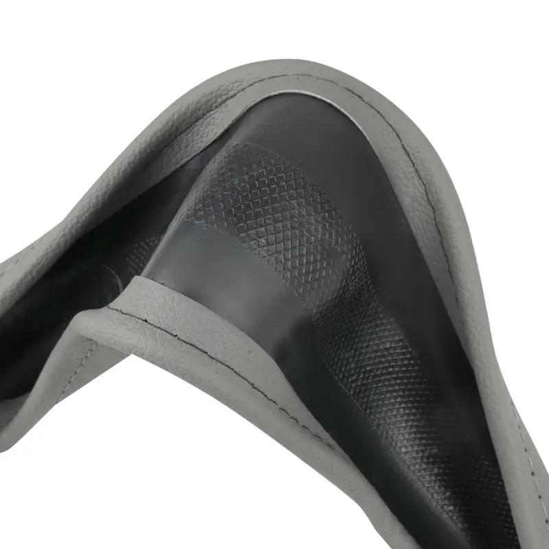 Оплетка на руль (нат. кожа) AVS GL-165M-GR (размер M, серый) - Серия "Classic"