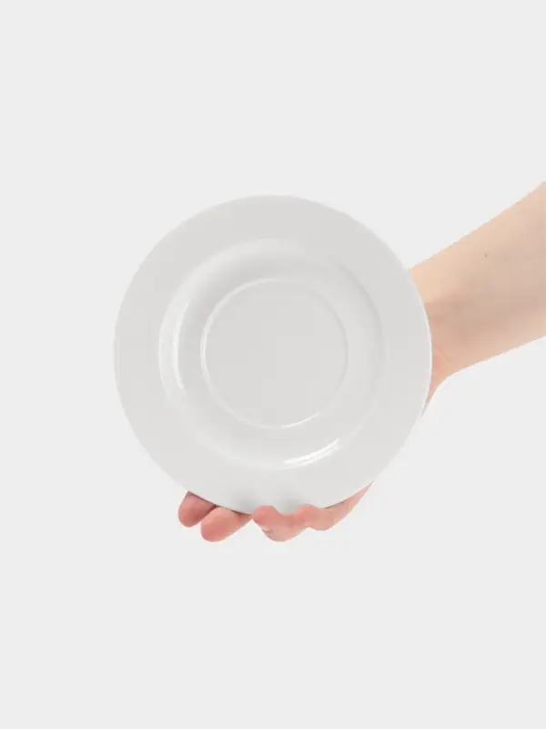 Блюдце Hanna Knövell, d=16.5 см, к бульоннице 300 мл, фарфор, белое Блюдце Hanna Knövell, d=16.5 см, к бульоннице 300 мл, фарфор, белое