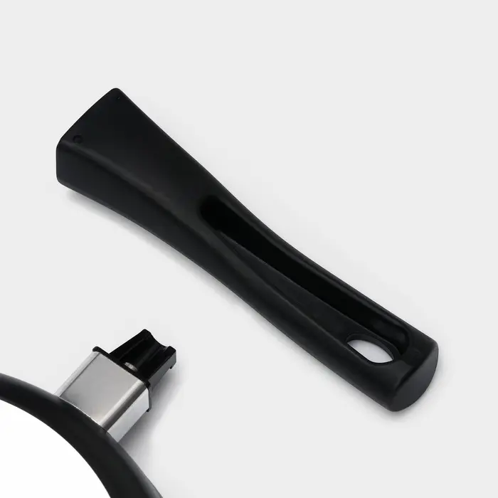 Сковорода KUKMARA &laquo;Традиция&raquo;, d=22 см, стеклянная крышка, съёмная ручка, антипригарное покрытие, алюминий, чёрный