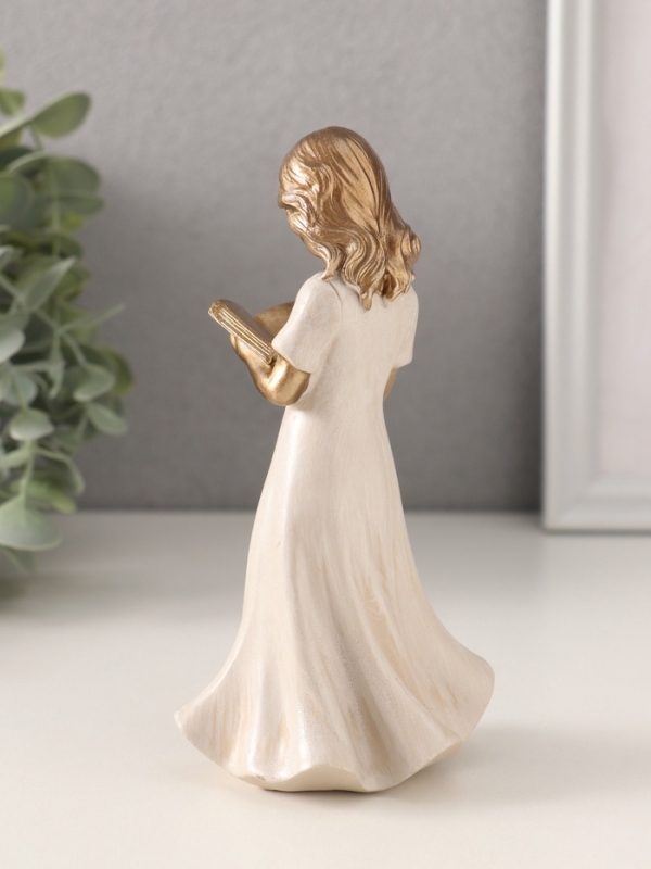 Сувенир полистоун  Сувенир полистоун "Девочка с книгой" 7,5х6,5х15 см