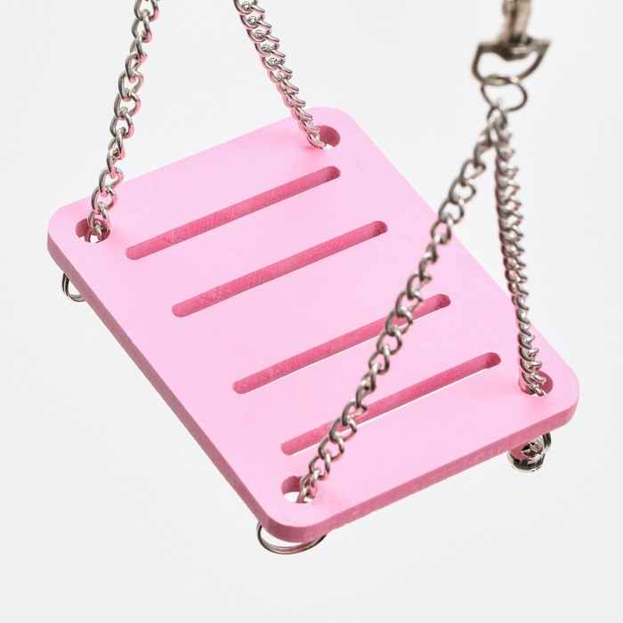 Качель для грызунов Качель для грызунов "Пижон" на цепочках, 9 х 7 х 0,5 см, пластик, розовая