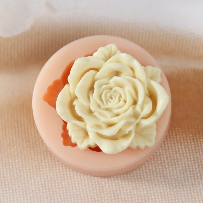 Молд силикон Молд силикон "Роза с листьями" 3,5х3,5х0,9 см