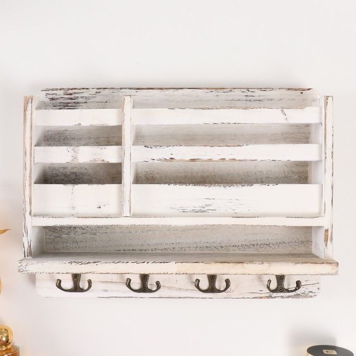 Крючки декоративные дерево с карманом и полочкой Крючки декоративные дерево с карманом и полочкой "Белый состаренный" 10,5х28х18 см