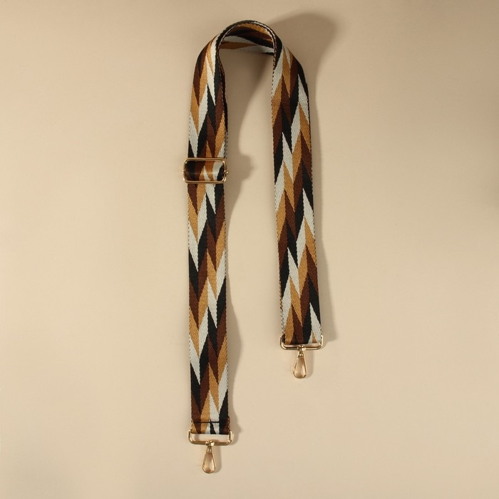 Ручка для сумки «Орнамент косичка», стропа, с карабинами, 139 ± 3 × 3,8 см, цвет бежевый/белый/чёрный Ручка для сумки «Орнамент косичка», стропа, с карабинами, 139 ± 3 × 3,8 см, цвет бежевый/белый/чёрный