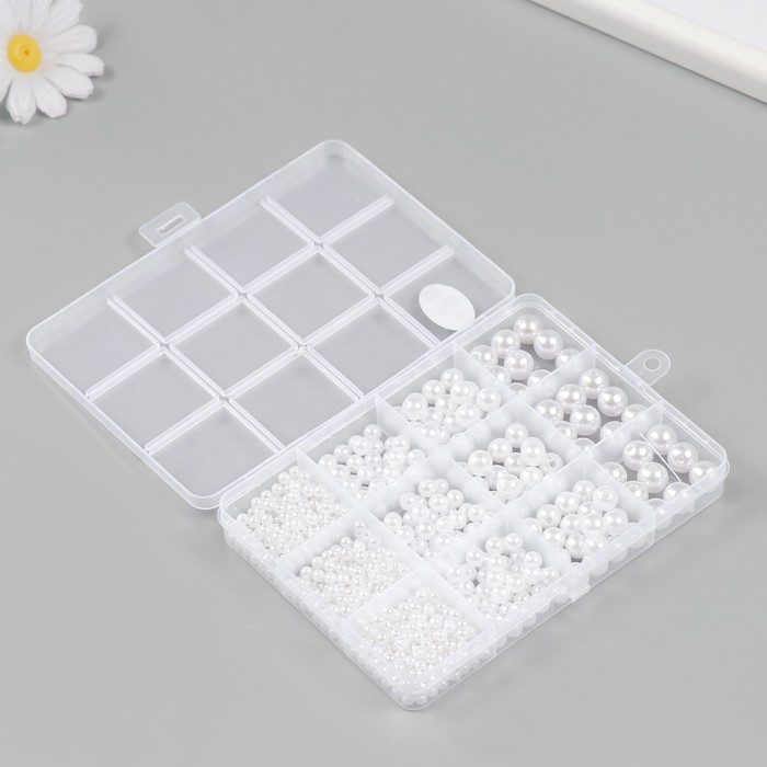 Бусины в шкатулке Бусины в шкатулке "Белый перламутр" 12 делений 10х13,5х1,8 см