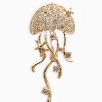 Брошь &laquo;Медуза&raquo;, белая в золоте