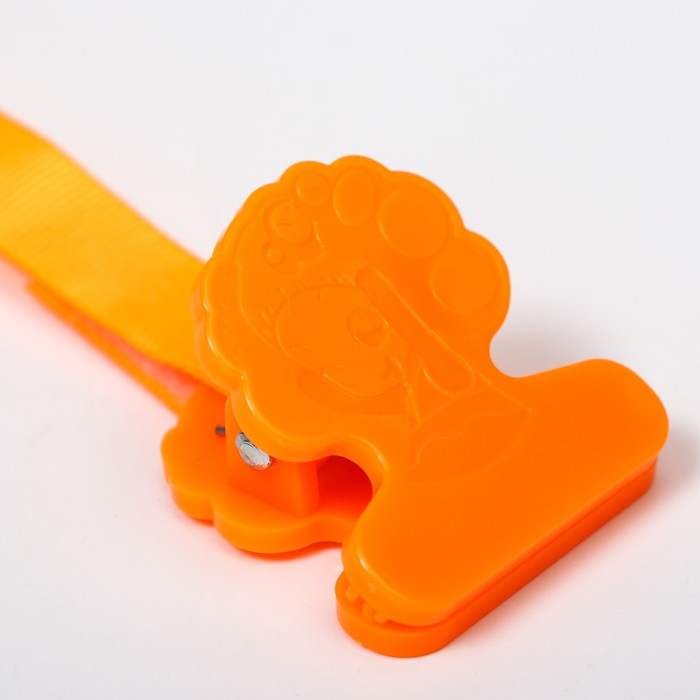 Соска - пустышка силиконовая ортодонтическая, от 0 мес., с держателем, цвет оранжевый Соска - пустышка силиконовая ортодонтическая, от 0 мес., с держателем, цвет оранжевый