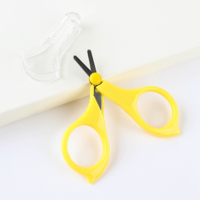 Детские маникюрные ножницы, с защитным колпачком, ВИД 2, цвет желтый Детские маникюрные ножницы, с защитным колпачком, ВИД 2, цвет желтый