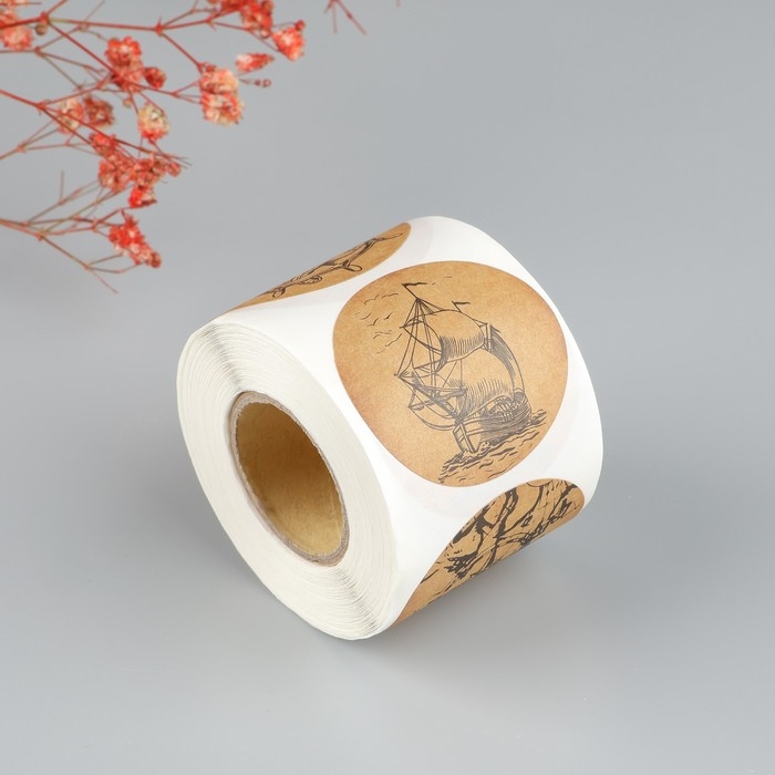 Наклейка бумага Наклейка бумага "Море. Корабль" крафт d=3,8 см 252 шт в рулоне