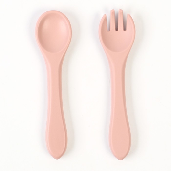 Набор детский столовых приборов, вилка и ложка M&B (силикон), пыльная роза Набор детский столовых приборов, вилка и ложка M&B (силикон), пыльная роза