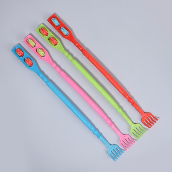 Массажёр - чесалка, двусторонний, универсальный, 2 колеса, цвет МИКС