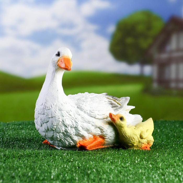 Садовая фигура Садовая фигура "Утка с утенком" 23х15х20см