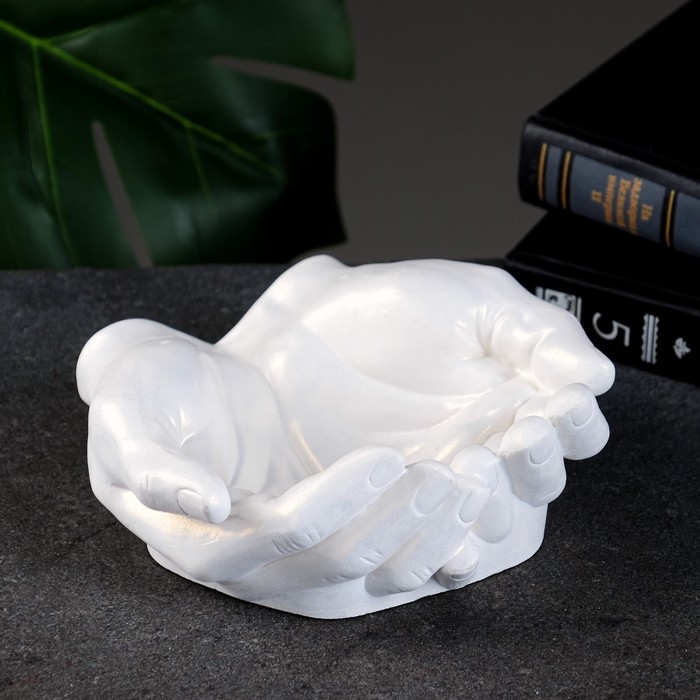 Конфетница  Конфетница "Ладони" перламутр, 15х16х7см