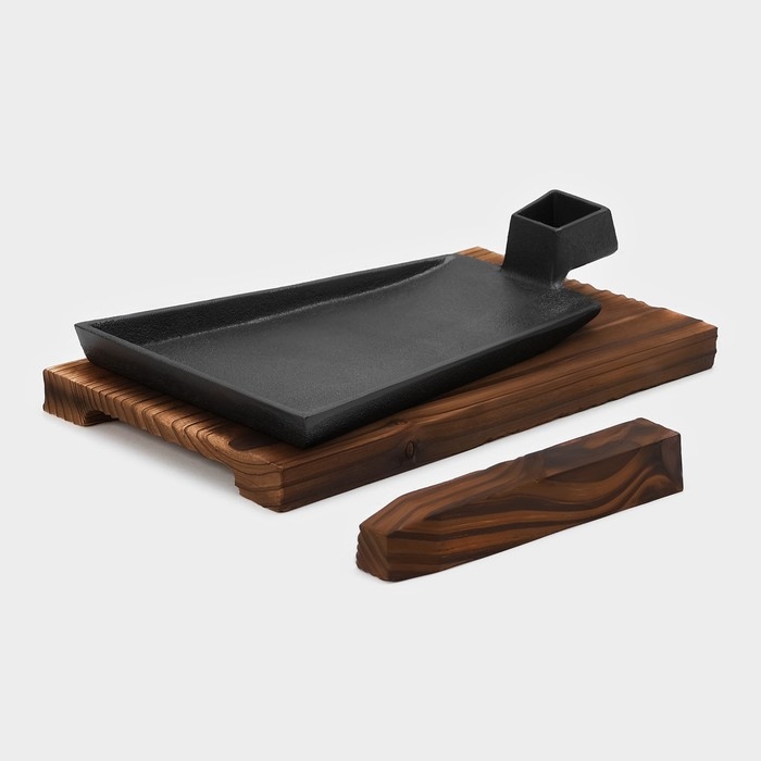 Сковорода чугунная Magma «Вунгтау», 24×15,3×2,2 см, на деревянной подставке Сковорода чугунная Magma «Вунгтау», 24×15,3×2,2 см, на деревянной подставке