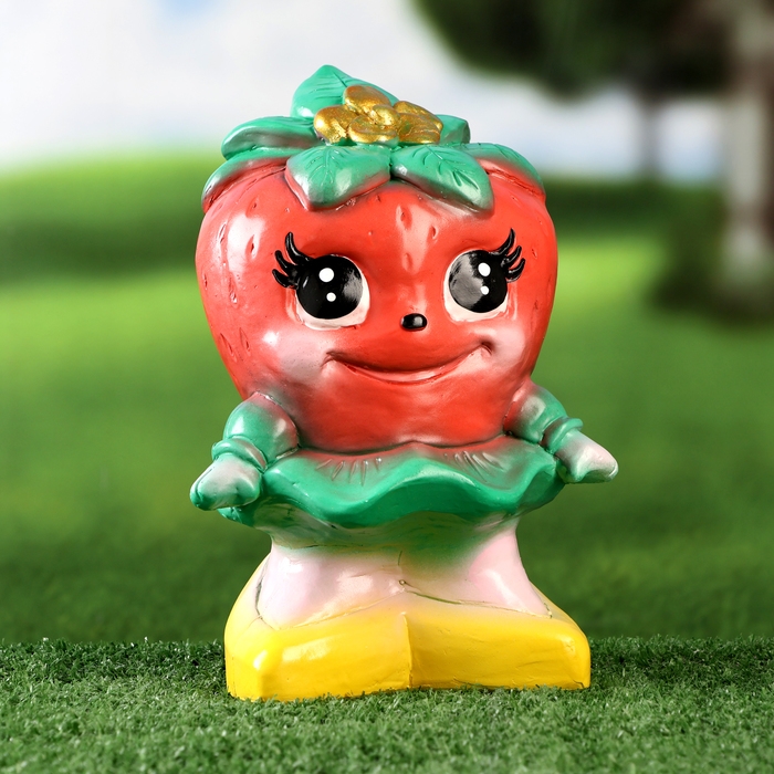Садовая фигура  Садовая фигура "Девочка - клубничка" красная, 21см