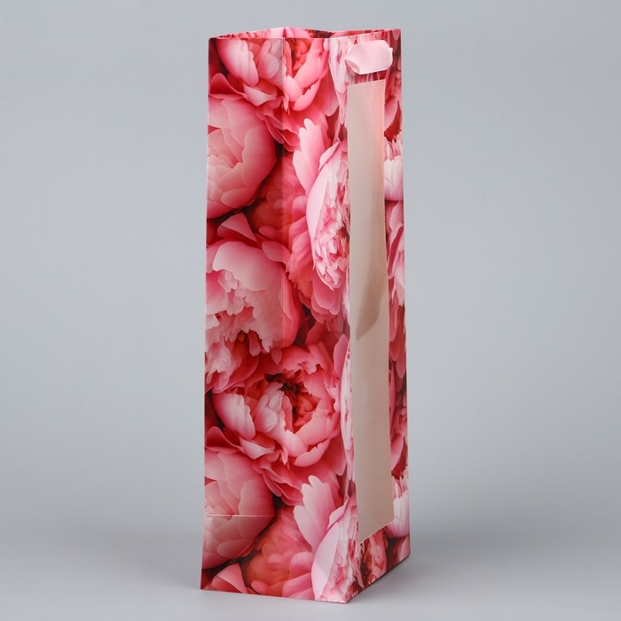 Пакет подарочный под бутылку, упаковка, «Цветы», 36 х 13 х 10 см Пакет подарочный под бутылку, упаковка, «Цветы», 36 х 13 х 10 см