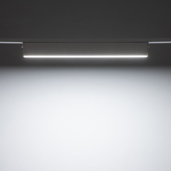 Светильник трековый ULTRA Светильник трековый ULTRA "Линия" LED 10Вт 3000K-5700К CRI90 белый 23х2,6х2,4см