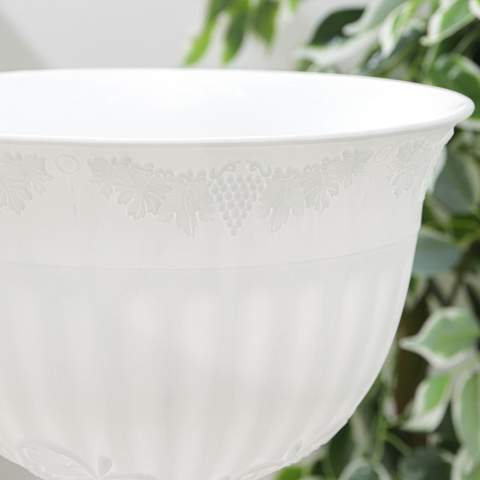 Кашпо уличное «Ангара», 12 л, цвет белый Кашпо уличное «Ангара», 12 л, цвет белый