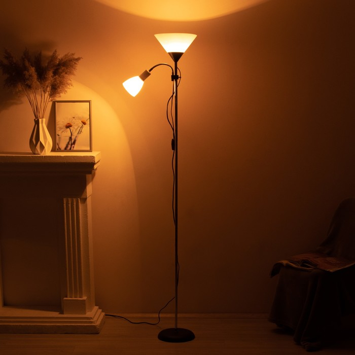 Торшер  Торшер "Тренд 2" 1х40Вт Е27+1хЕ27 40Вт серебристый 22х22х180 см.