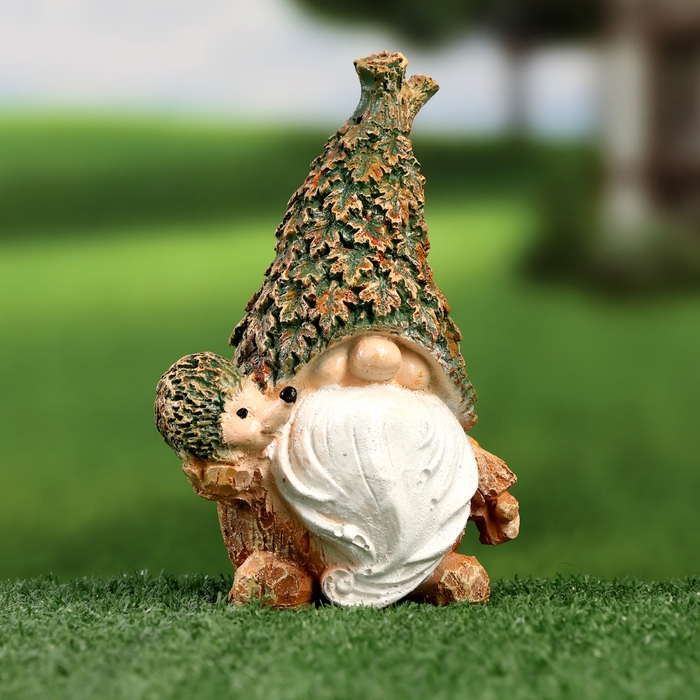 Садовая фигура Садовая фигура "Лесовичок с ежиком" 16х11,5см