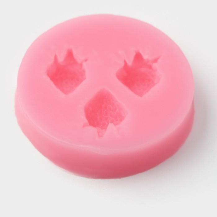 Молд Доляна «Клубника», силикон, 5,5×5,5 см, цвет розовый Молд Доляна «Клубника», силикон, 5,5×5,5 см, цвет розовый