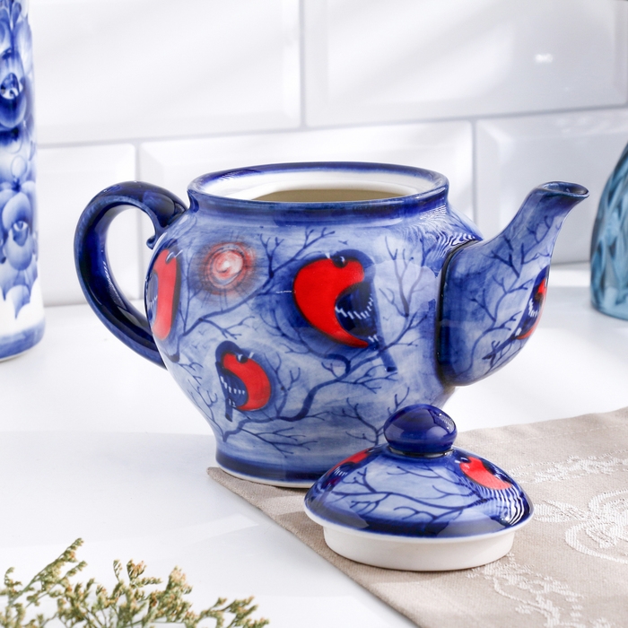 Чайник Чайник "Уют", снегири, маленький, 14 х 14 см, гжель