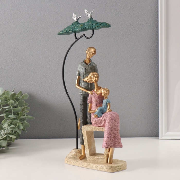 Сувенир полистоун  Сувенир полистоун "Семья с ребенком под деревом" розово-голубой 6,5х20х35 см