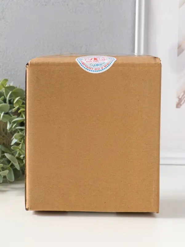 Сувенир полистоун "Воздушный шарик - собачка, в клеточку" золото 15х6,7х15 см