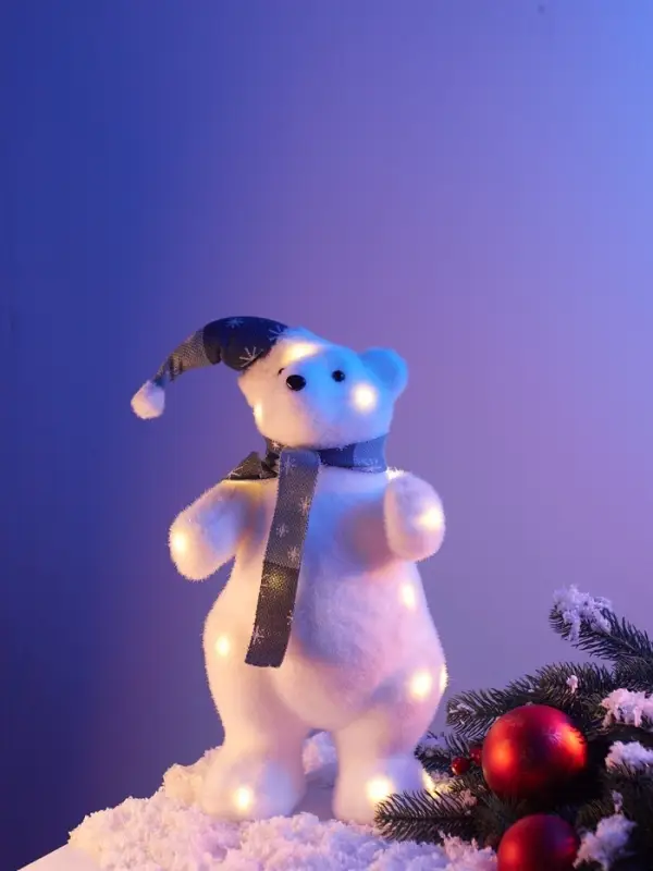 Фигура светодиодная &laquo;Мишка новогодний&raquo;, 20 LED, 18&times;18&times;36 см, постоянное свечение, от батареек, свечение тёплое белое