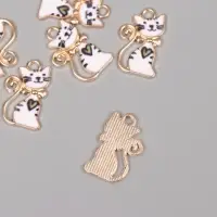 Декор для творчества металл, эмаль "Белый кот с сердечком" 2х1,3 см Декор для творчества металл, эмаль "Белый кот с сердечком" 2х1,3 см