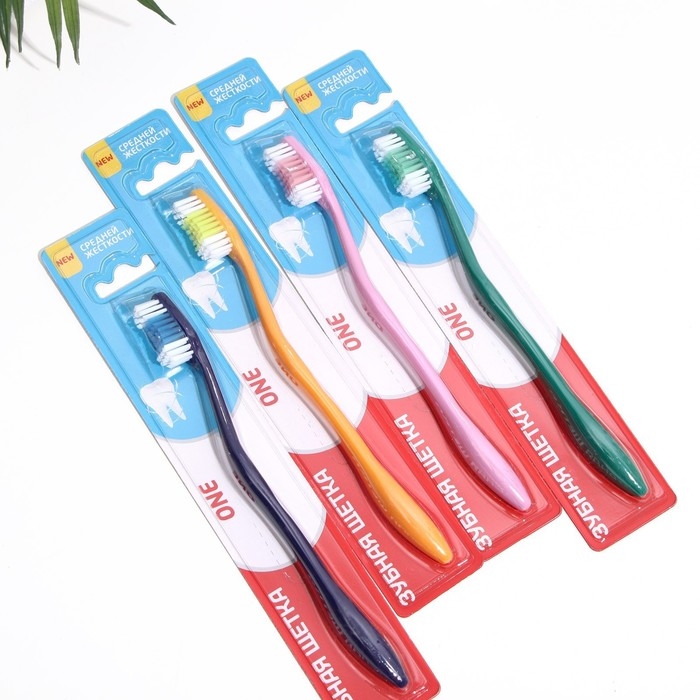 Зубная щётка Rendall One, средней жёсткости, микс, 1 шт. Зубная щётка Rendall One, средней жёсткости, микс, 1 шт.