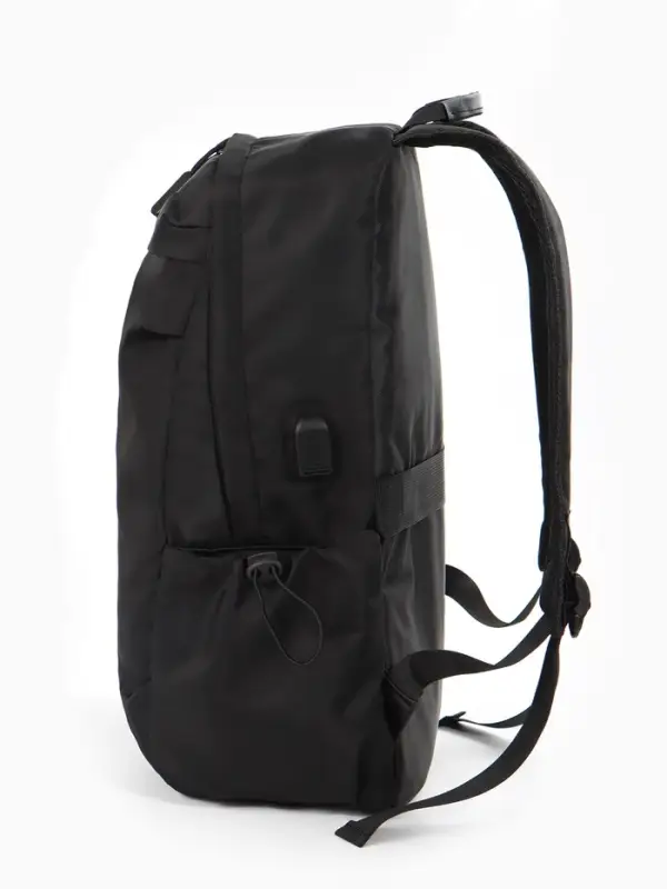 Рюкзак школьный, однотонный, USB, 1 отделение, 3 кармана, 30&times;15&times;45 см, чёрный