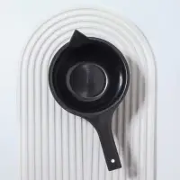Чаша для окрашивания, с удлинённой ручкой, 300 мл, d=12×5.5(±1) см, чёрная