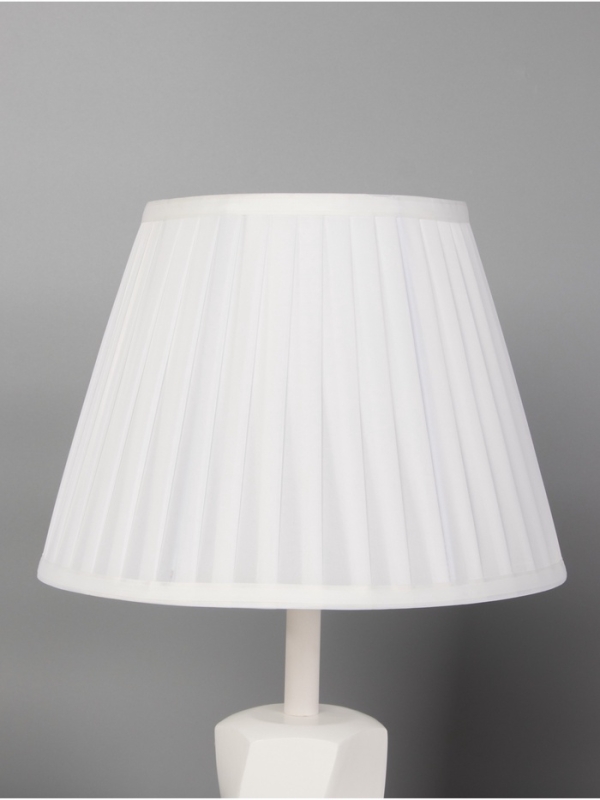 Лампа настольная BayerLux ЭКО Лампа настольная BayerLux ЭКО "Вероника" 1х40Вт Е27 белый 30х30х50см