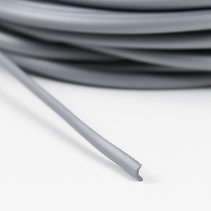 Ротанг искусственный гладкий 6 мм 100 м полутрубка (серебро металик) Ротанг искусственный гладкий 6 мм 100 м полутрубка (серебро металик)