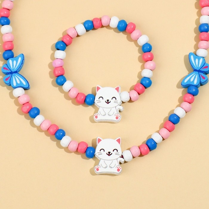 Бижутерия «Волшебство внутри» набор для девочек: браслет и бусы, 7 х 9 см Бижутерия «Волшебство внутри» набор для девочек: браслет и бусы, 7 х 9 см