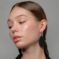 Серьги металл &laquo;Папоротник&raquo;, листочек чёрные